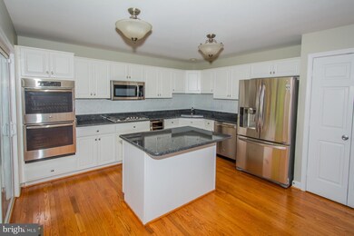 5986 Calvert Way, Sykesville, MD 21784 - photo 4