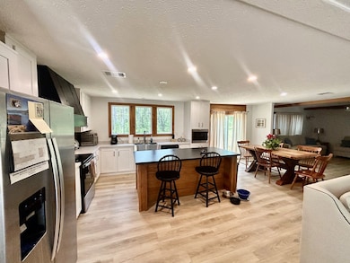 3426 Old Batesville Rd, Midway, FL 33053 - photo 4