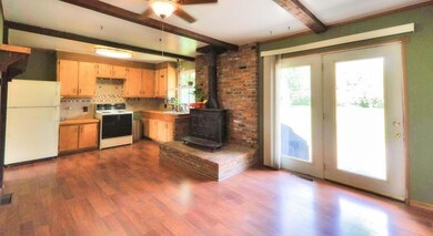 1628-Francisco-Rd-021