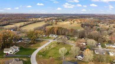 219 Crabtree Ln, Bowling Green, KY 42103 - photo 5