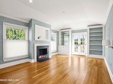 165 Shore Rd unit A, Old Greenwich, CT 06870 - photo 3