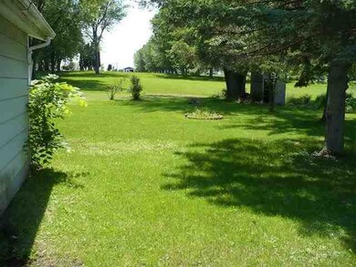 301 E Central St, Loyal, WI 54446 - photo 2