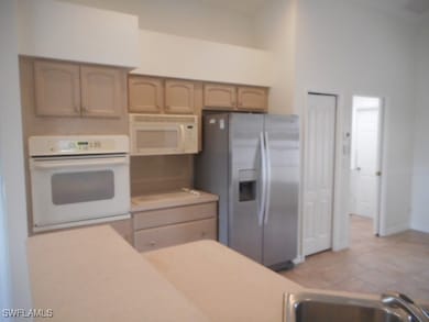 21647 Berwhich Run, Estero, FL 33928 - photo 6