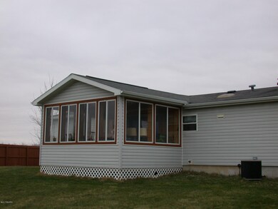 3814 12th St, Wayland, MI 49348 - photo 2