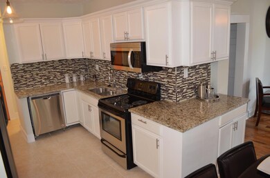 Kitchen (2)
