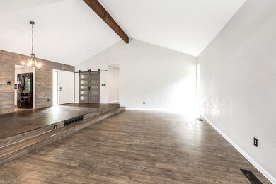 This area could be an additional sitting area