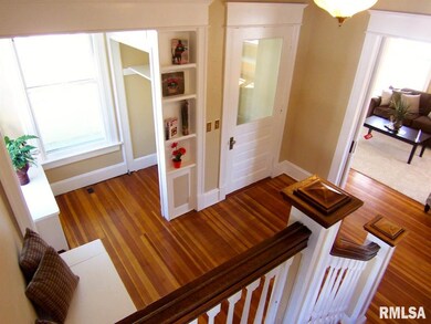 34 Oak Ln, Davenport, IA 52803 - photo 2