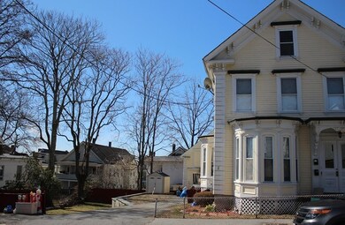 24 Beech St, Lowell, MA 01850 - photo 2