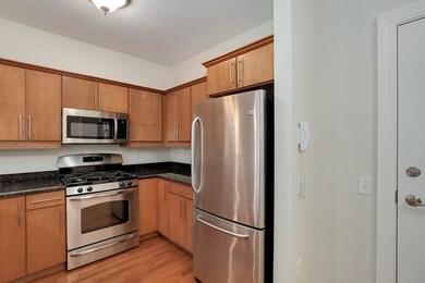35 Commonwealth Ave unit 211, Chestnut Hill, MA 02467 - photo 6