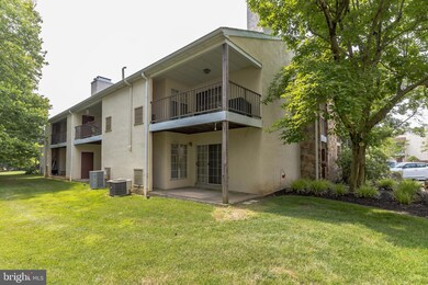 175 Valley Stream Cir, Chesterbrook, PA 19087 - photo 6