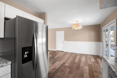 New refrigerator with ice and water from the door