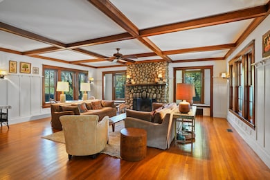 139 Main St, Vineyard Haven, MA 02568 - photo 5