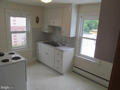 59 E Main St, Adamstown, PA 19501 - photo 4