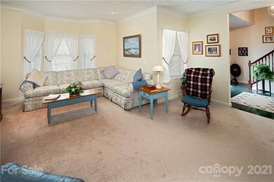 448 Heather Marie Dr, Hendersonville, NC 28792 - photo 5