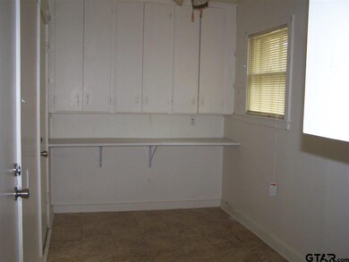 316 316 Stanford, Tyler, TX 75701 - photo 2