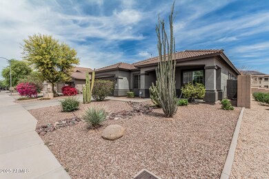 11611 N 149th Ln, Surprise, AZ 85379 - photo 2