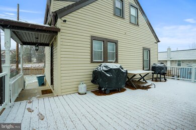 1206 Garden Ave, Allentown, PA 18103 - photo 5