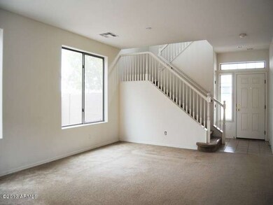 023-320639 - Living room
