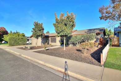 2040 Cumberland Dr, Turlock, CA 95382 - photo 5