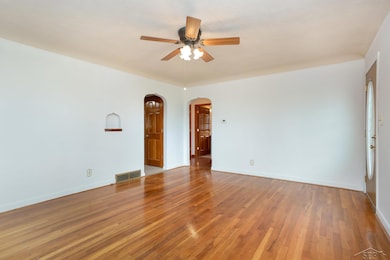 3705 N Beyer Rd, Saginaw, MI 48601 - photo 5