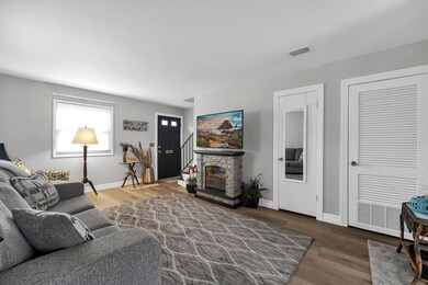 6-web-or-mls-4762-merrifield-pl