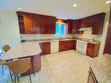 12 Cherokee Ln, Walpole, MA 02081 - photo 7