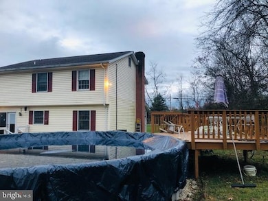 17 Chenoweth Dr, Bunker Hill, WV 25413 - photo 6