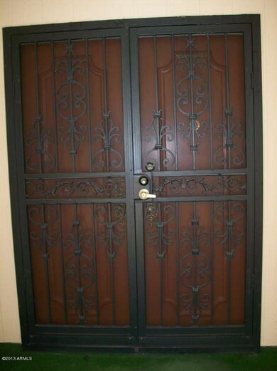 18221 N 99th Dr, Sun City, AZ 85373 - photo 3