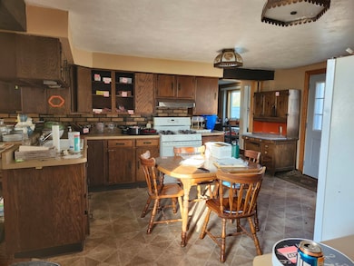 N9170 Schultz Rd, Eldorado, WI 54979 - photo 5