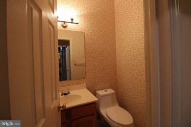 20415 Cool Fern Square, Ashburn, VA 20147 - photo 7