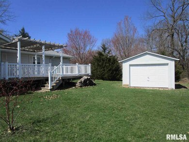 64 Crestview Cir, Geneseo, IL 61254 - photo 3