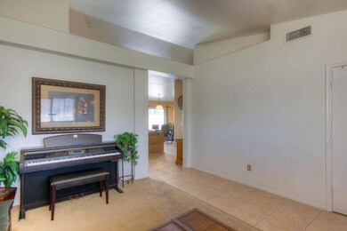 Living Room (3)