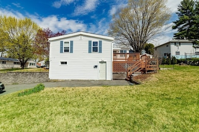 6 Benson St, Worcester, MA 01604 - photo 4