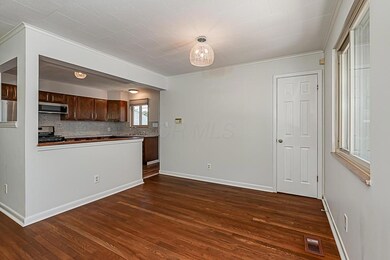 1058 Bellflower Ave, Columbus, OH 43204 - photo 7