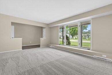 154 Arlington Dr, Granite City, IL 62040 - photo 4