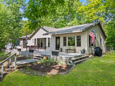 9898 S Pritchard Dr, Stanwood, MI 49346 - photo 7