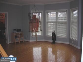 420 Springview Ln, Phoenixville, PA 19460 - photo 3