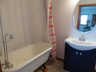 5 Master Bath