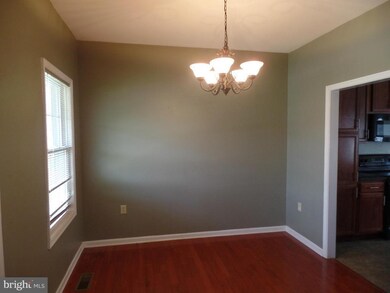 72 Willowby Ct, Bunker Hill, WV 25413 - photo 4