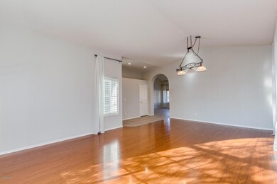 F ormal dining/living room