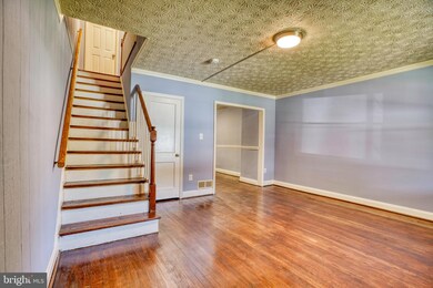 316 Grovethorn Rd, Middle River, MD 21220 - photo 4