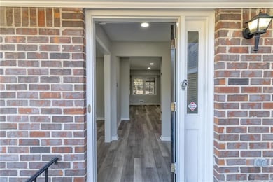 5618 Fern Creek Dr SW, Lilburn, GA 30047 - photo 3