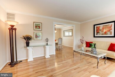 11233 Freas Dr, North Potomac, MD 20878 - photo 6