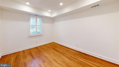 1009 46th St NE unit 1, Washington, DC 20019 - photo 2