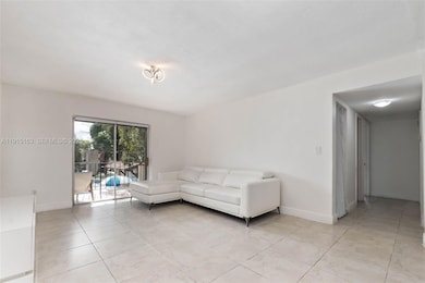 10748 N Kendall Dr unit N22, Miami, FL 33176 - photo 2