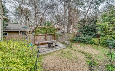1704 Howard St-15