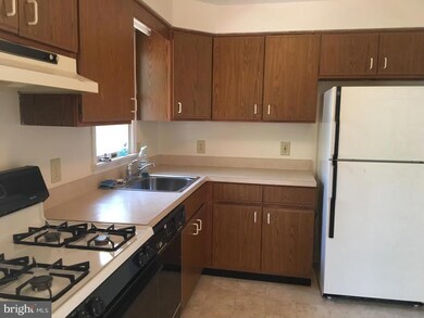 11960 Susan Ln, Lusby, MD 20657 - photo 7