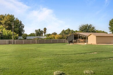 Pasture/Stalls
