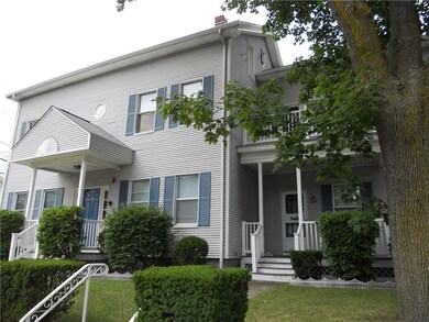 74 Hamlet Ave, Woonsocket, RI 02895 - photo 2