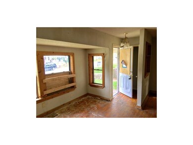 7106 Indiana Ave, Kansas City, MO 64132 - photo 2